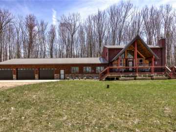 Knapp, WI: 546 315th Street