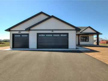 Chippewa Falls, WI: 14023 42nd Avenue