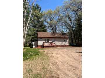 Siren, WI: 25032 Hwy 35