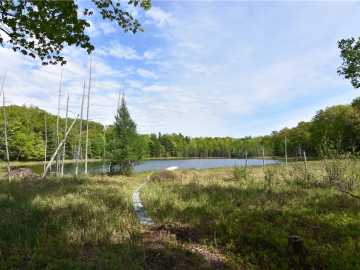 New Auburn, WI: 28713 100th Street