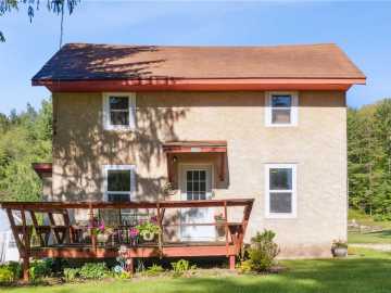 Spring Valley, WI: S233 Church Avenue