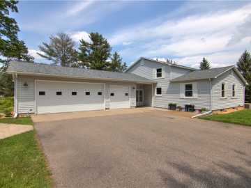 Eau Claire, WI: S8125 Michael Drive