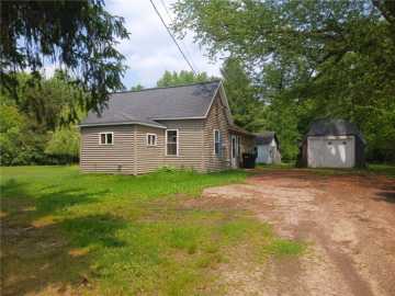 Fairchild, WI: 243 Camp Road