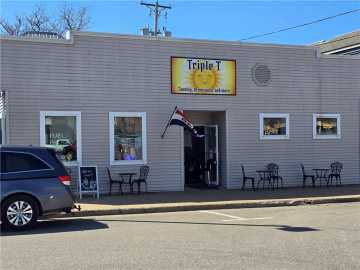 Mondovi, WI: 129 E Hudson Street