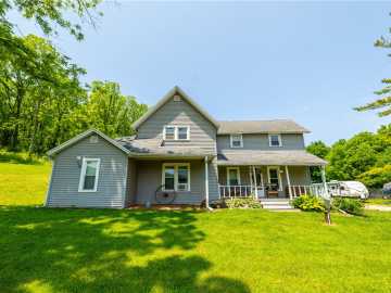 Richland Center, WI: 30784 County HWY OO