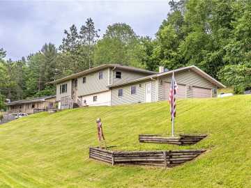 Sparta, WI: 11828 Fairway Road