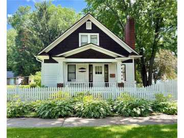 Menomonie, WI: 1020 Stout Street