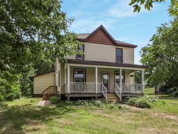 Wheeler, WI: 204 W Main Avenue