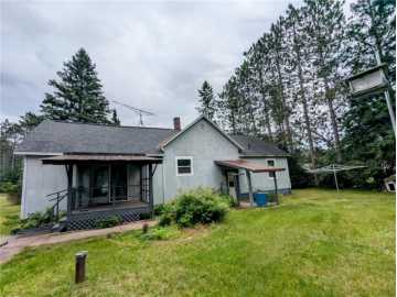 Hayward, WI: 9995 N Raven Road