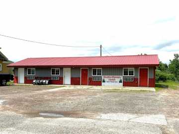 Hixton, WI: W15670 State Highway 121 