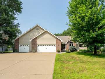 Strum, WI: 435 S 1st Avenue