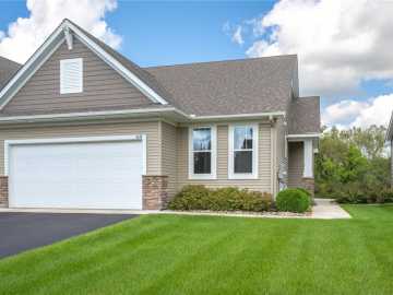 New Richmond, WI: 637 Maple Court