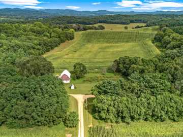 Mondovi, WI: S12705 State Road 37 