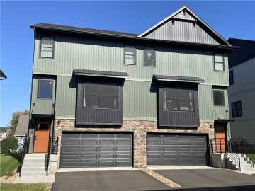 Altoona, WI: 2528 Otter Tail Way