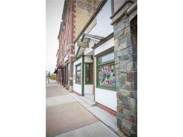 River Falls, WI: 119 S Main Street