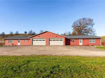 Arcadia, WI: W19294  - W19292 State Road 95 