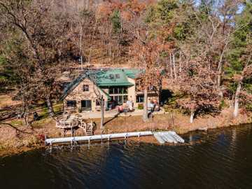 Menomonie, WI: E5638 797th Avenue