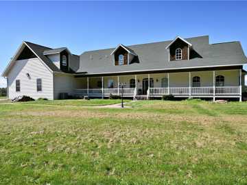 Shell Lake, WI: N2273 Little Long Lake Road