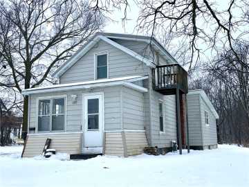 Menomonie, WI: 1109 3rd W Street