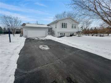 Chippewa Falls, WI: 8738 142nd Street