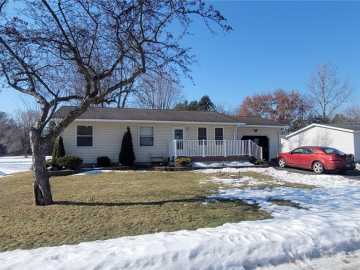 Black River Falls, WI: 720 Rose Street