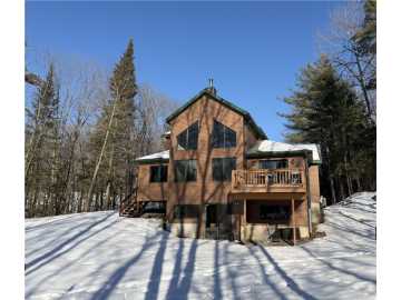 New Auburn, WI: 15045 290th Avenue