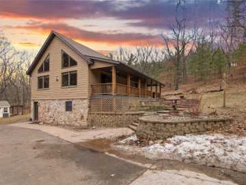 Colfax, WI: N12436 County Road W 