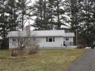 Exeland, WI: 8672 W Druwe Road