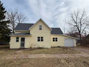 Cameron, WI: 203 S 9th Street