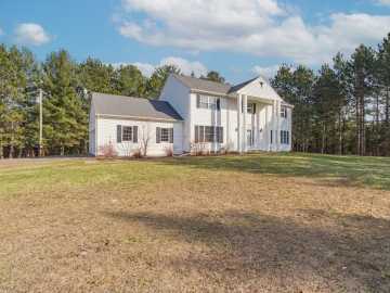 Siren, WI: 24344 Old 35 