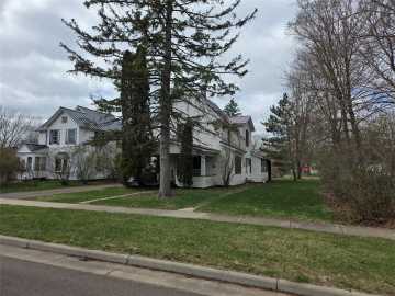 Chippewa Falls, WI: 520 Miles Street
