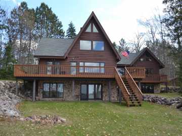 Hayward, WI: 8641 N Toutant Road