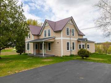 Mondovi, WI: S346 Nicholes Road