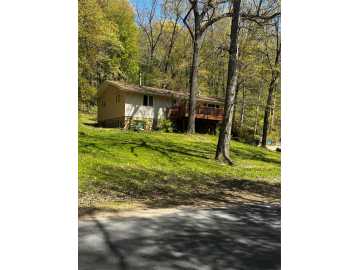 Menomonie, WI: E5275 470th Avenue