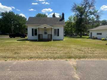 Chippewa Falls, WI: 301 Cliff Street