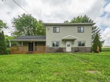 Hixton, WI: 114 Sechlerville Road Road
