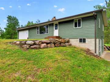 Spooner, WI: N5362 Greenfield Road