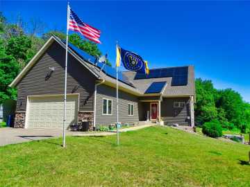 Eau Claire, WI: E560 Cedar Road