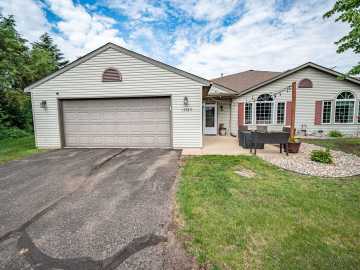 Hudson, WI: 1352 Carriage Drive