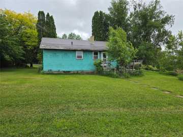 Luck, WI: 1805 270th Avenue