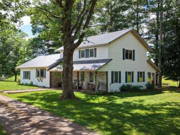 Shell Lake, WI: 1893 Hilltop Road