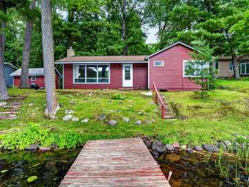 Sarona, WI: N949 Holy Island Road 