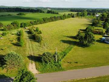 Eau Claire, WI: xx 140th Avenue
