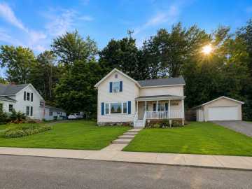 Fairchild, WI: 230 Huron Street