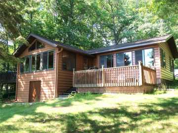 Danbury, WI: 28922 Bobcat Lane