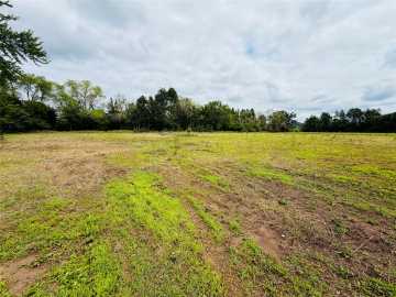 Chippewa Falls, WI: 1.25 Acres 19th Avenue