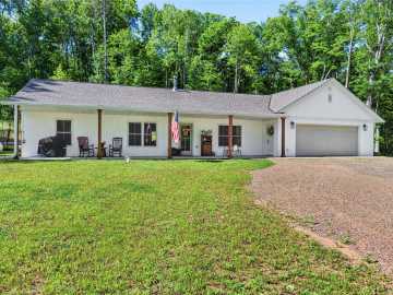 Spooner, WI: W4855 2nd Avenue