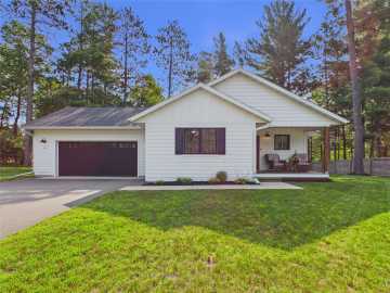 Hayward, WI: 10764 August Lane