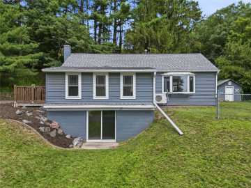 Eau Claire, WI: 2634 South Slope Terrace