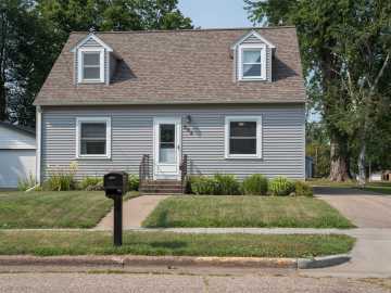 Mondovi, WI: 502 W Hudson Street